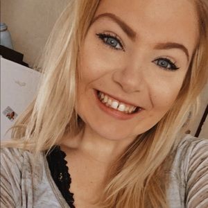 Meet your Posher, Sara